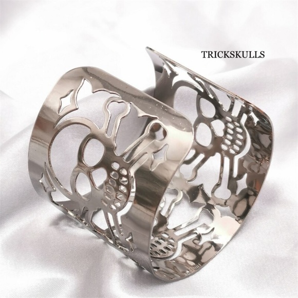 Laser Cut Skull Wrist Cuff Stainless Steel Adjustable Wrap 2 Inch Wide Bracelet - Picture 4 of 7